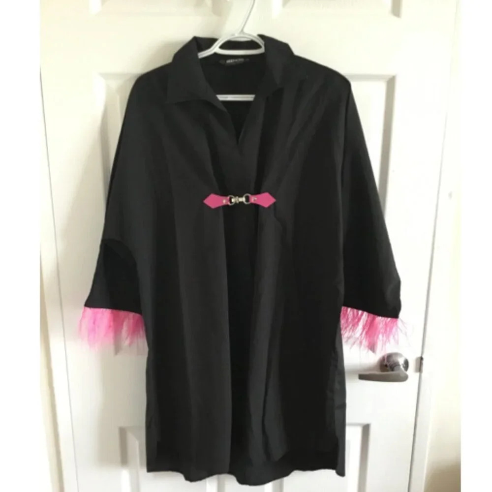 Oversized Black Cotton Tunic with Pink Feather Cuffs - Size S/M